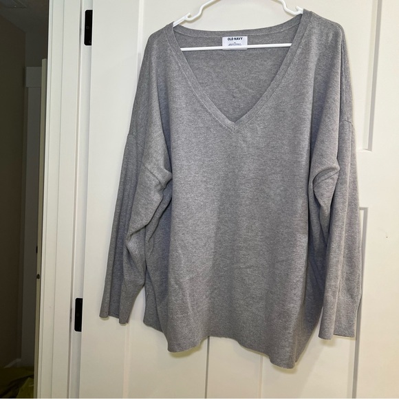 Old Navy Women’s Plus Size Grey Knit Sweater Size 3X Long Sleeve Light Weight - Picture 1 of 6
